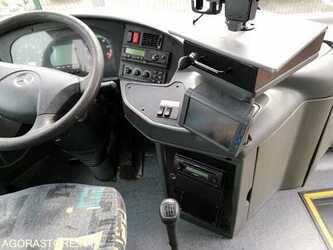2009-mercedes-benz-intouro-1486026-49038110