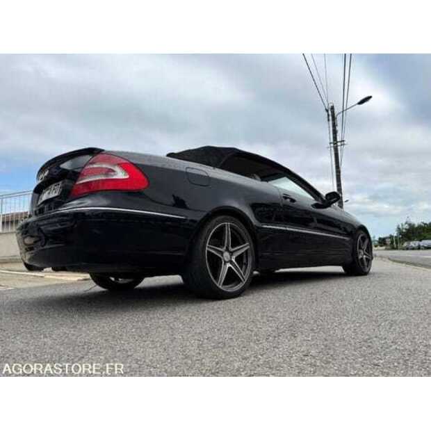 2004 Mercedes-Benz CLK-49038145