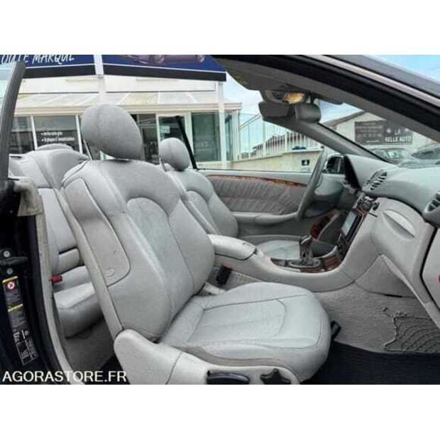 2004 Mercedes-Benz CLK-49038150