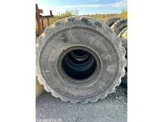 miscellaneous-lot-used-1486033-49038175