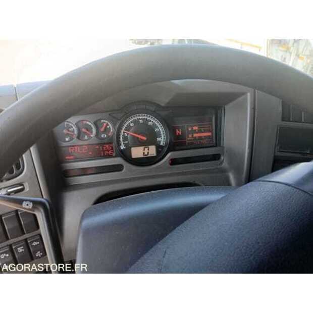 2010 Renault PREMIUM-49038345