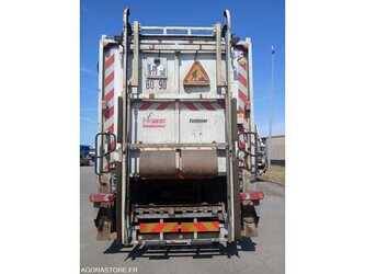 2010-renault-premium-1486042-49038347