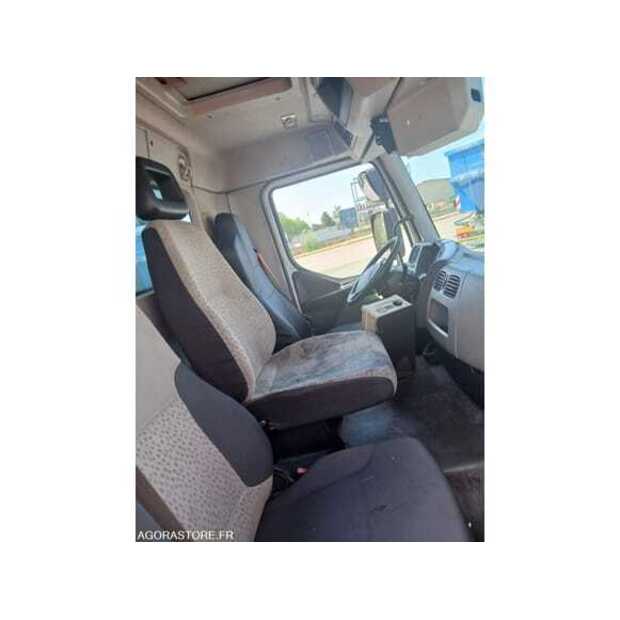 2010 Renault PREMIUM-49038348
