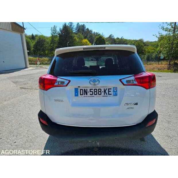 2015 Toyota RAV4-49038418