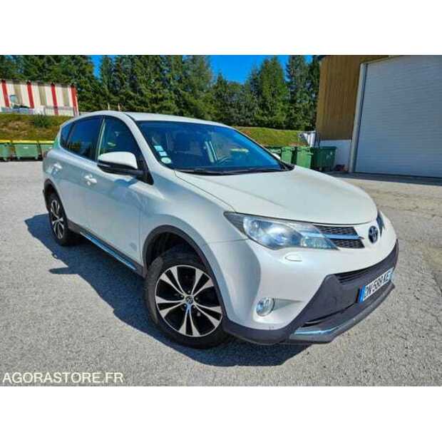 2015 Toyota RAV4-49038421