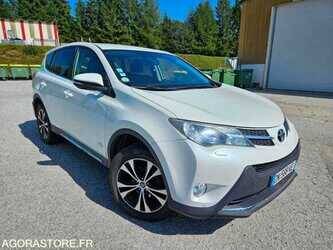 2015-toyota-rav4-49038421