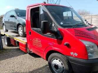 ford-transit-1486049-49038456
