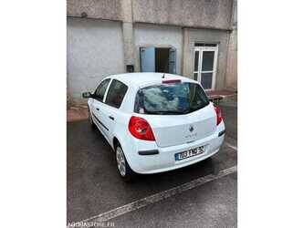 2008-renault-clio-1486058-49038559