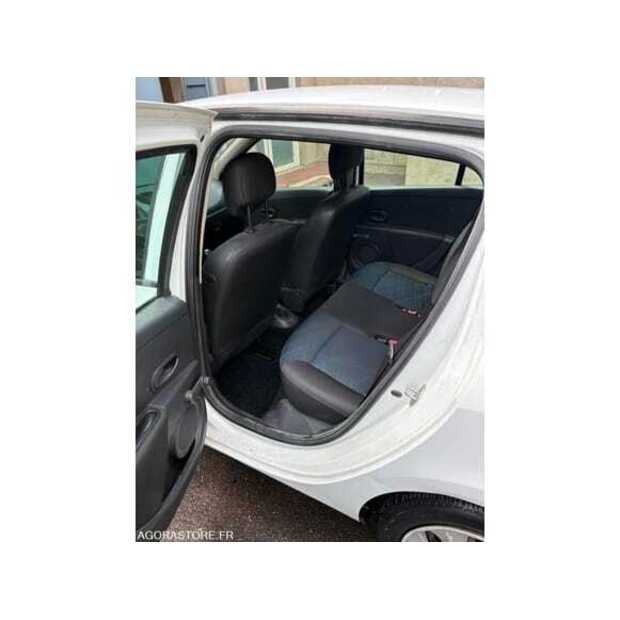 2008 رينو Clio-49038564