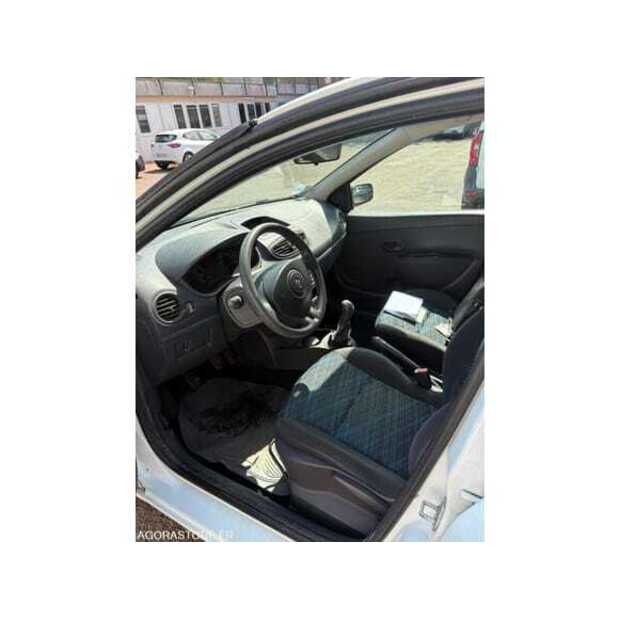 2008 رينو Clio-49038566