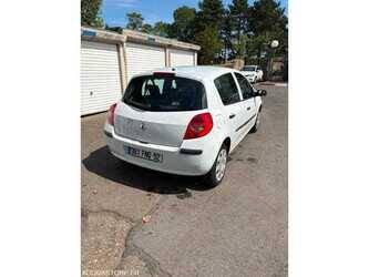 2008-renault-clio-1486059-49038569