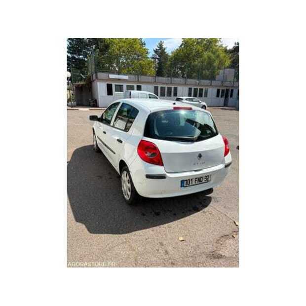 2008 رينو Clio-49038570