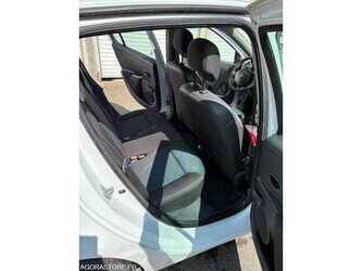 2008-renault-clio-1486059-49038572