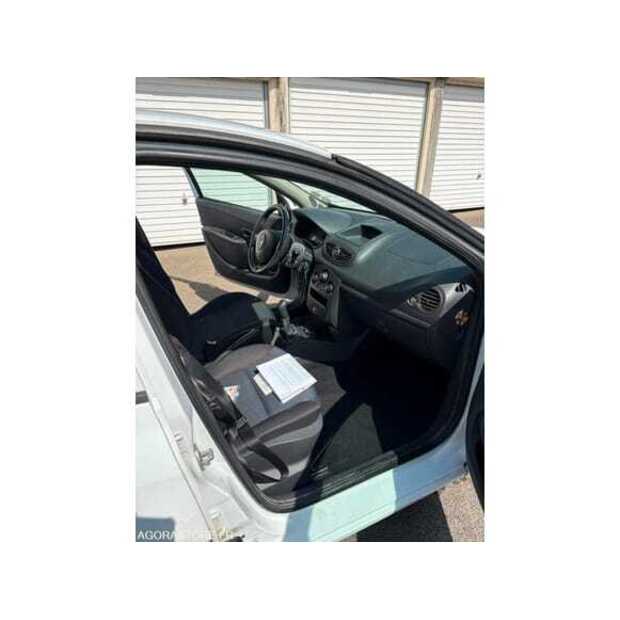 2008 رينو Clio-49038574