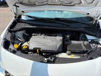 2008-renault-clio-1486059-49038575