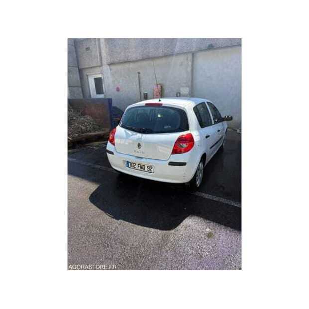 2008 Renault Clio-49038590