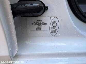 2008-renault-clio-1486061-49038593