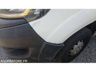 2018-peugeot-boxer-1486062-49038611