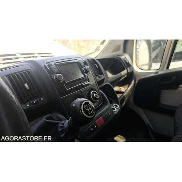 2018 Peugeot BOXER-49038616