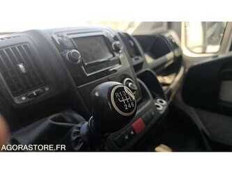 2018-peugeot-boxer-1486062-49038630
