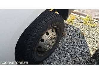 2018-peugeot-boxer-1486062-49038632