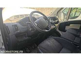 2018-peugeot-boxer-1486062-49038634