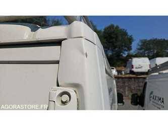 2018-peugeot-boxer-1486062-49038636