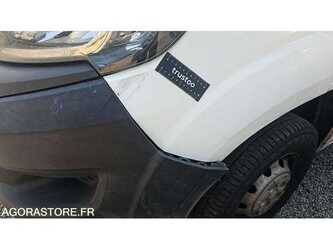 2018-peugeot-boxer-1486062-49038649