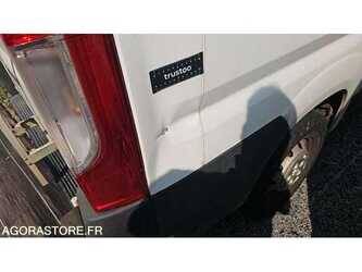 2018-peugeot-boxer-1486062-49038650