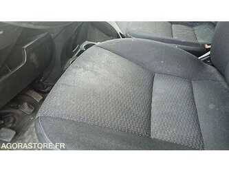 2018-peugeot-boxer-1486062-49038657