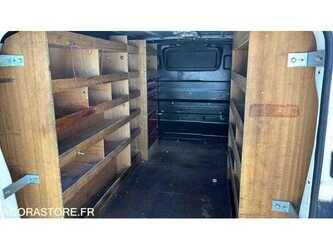 2017-peugeot-expert-1486063-49038675