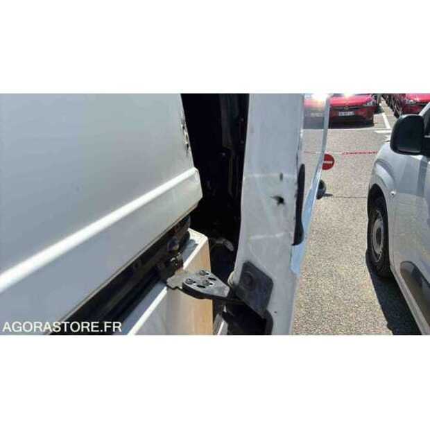 2017 Peugeot Expert-49038676