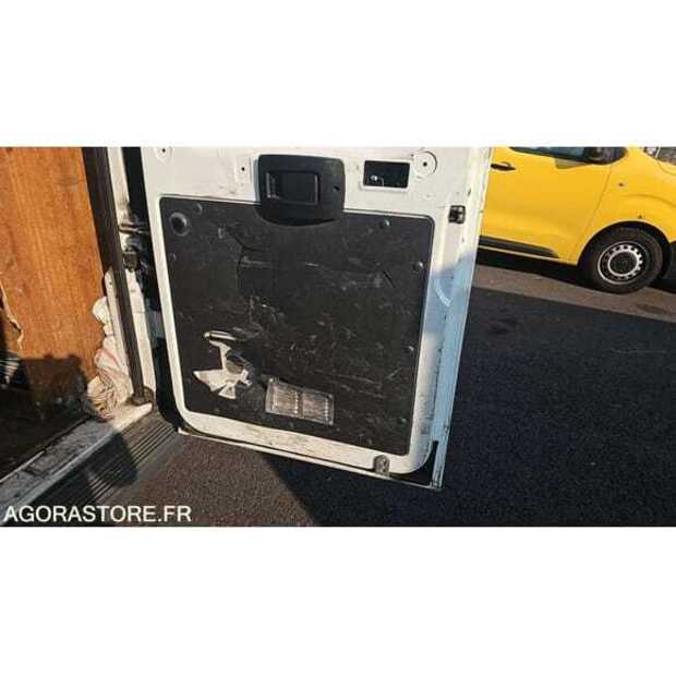 2016 Peugeot BOXER-49038770