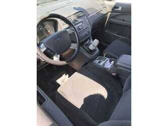 ford-c-max-1486071-49038827