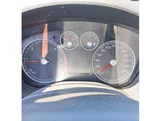 ford-c-max-1486071-49038829