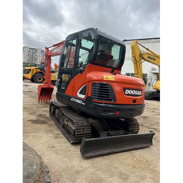 2024 Doosan DX60-49040516