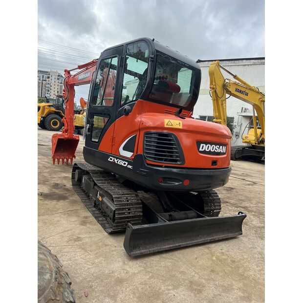 2024 Doosan DX60-49040517