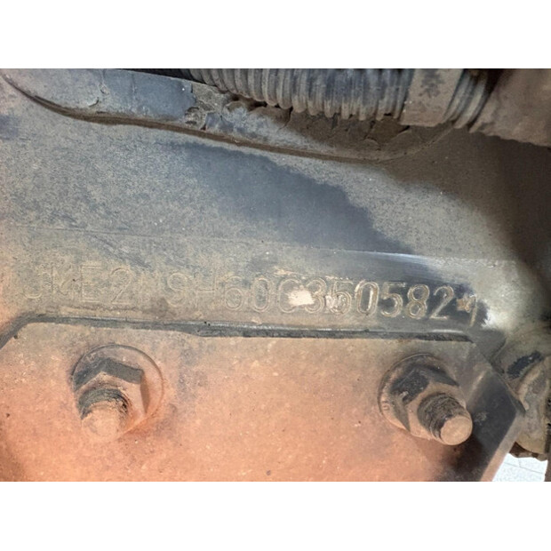 2016 ايفكو Stralis 420-49040748