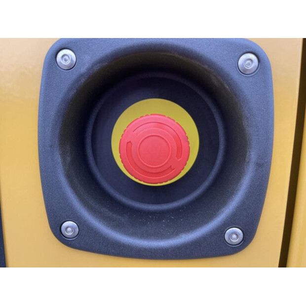 2022 Caterpillar DE 33 E 0-49048646