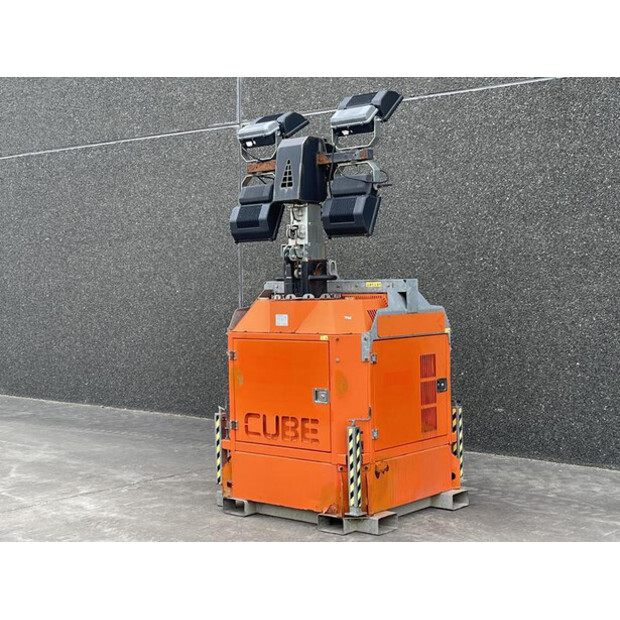 2014 Tower Light Hydro Power Cube-49049870