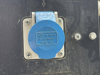 2014-tower-light-hydro-power-cube-1486635-49049878