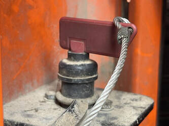 2014-tower-light-hydro-power-cube-1486635-49049883