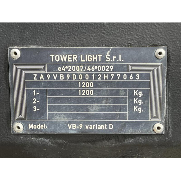 2012 Tower Light VB9-49049923