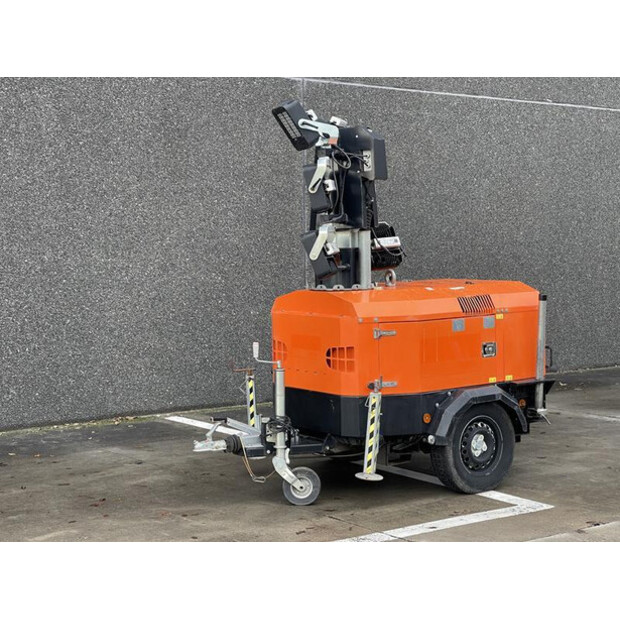 2014 Tower Light VB9-49049939