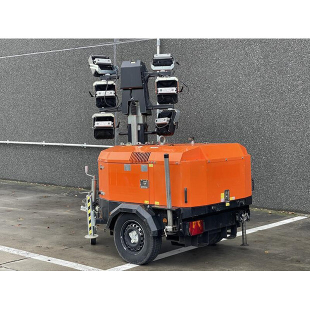 2014 Tower Light VB9-49049944