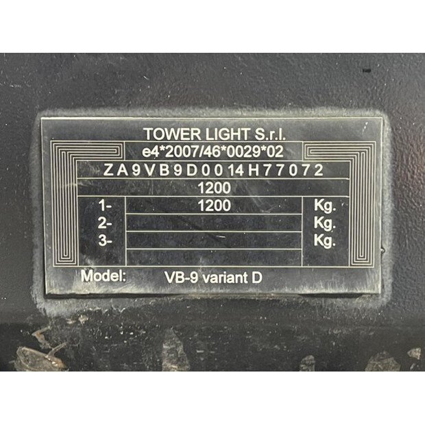 2014 Tower Light VB9-49049947