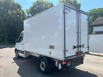 2021-mercedes-benz-sprinter-316-1467654-49050684