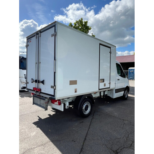 2021 Mercedes-Benz SPRINTER 316-49050686