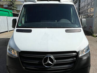 2021-mercedes-benz-sprinter-316-1467654-49050689