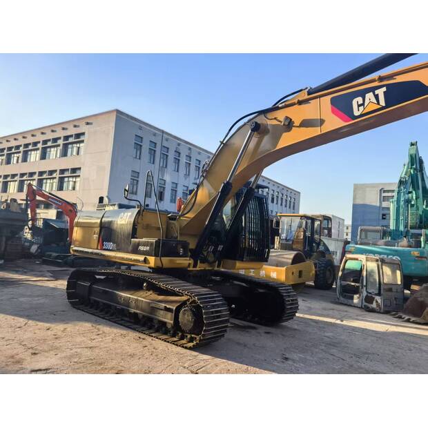2025 Caterpillar 330D2L-49052439